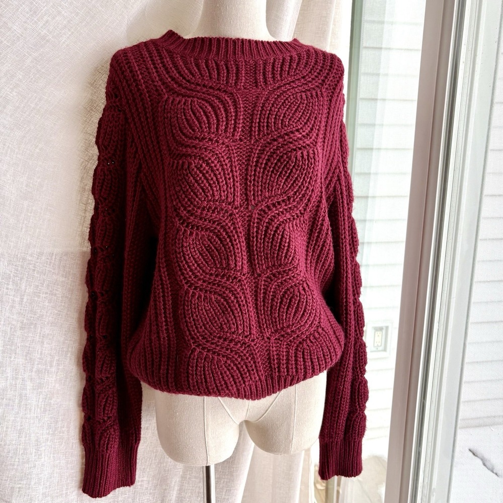 ASTR The Label‎ pointelle chunky knit pullover burgundy sweater